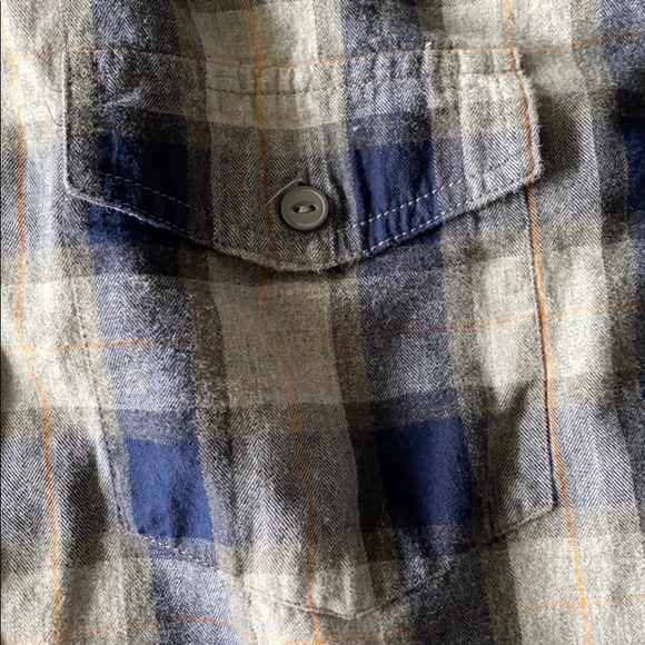 Casual long sleeve button down - Picture 3 of 4